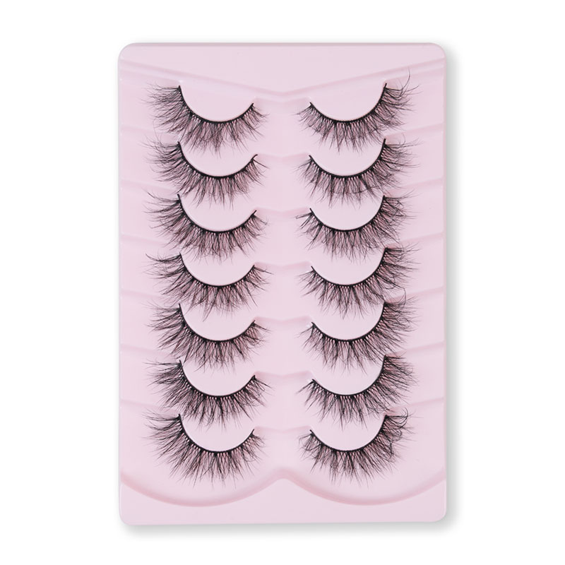 Umetne trepalnice 3D Wispy Strip Lashes