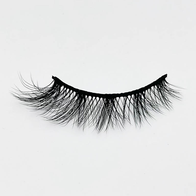 Paket 7 parov trepalnic Wispy Cat Eye Strip